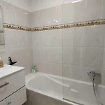 Апартаменти 66 M Comfort In Saint-raphael