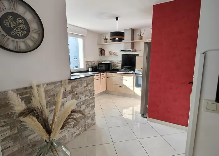 66 M Comfort In Saint-raphael *