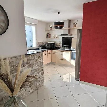 66 M Comfort In Saint-raphael *