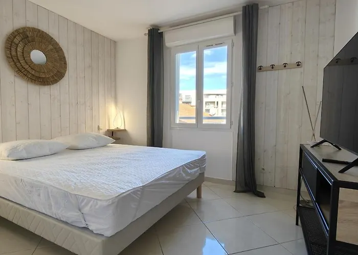 66 M Comfort In Saint-raphael